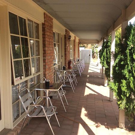 Kerang Motel Екстер'єр фото