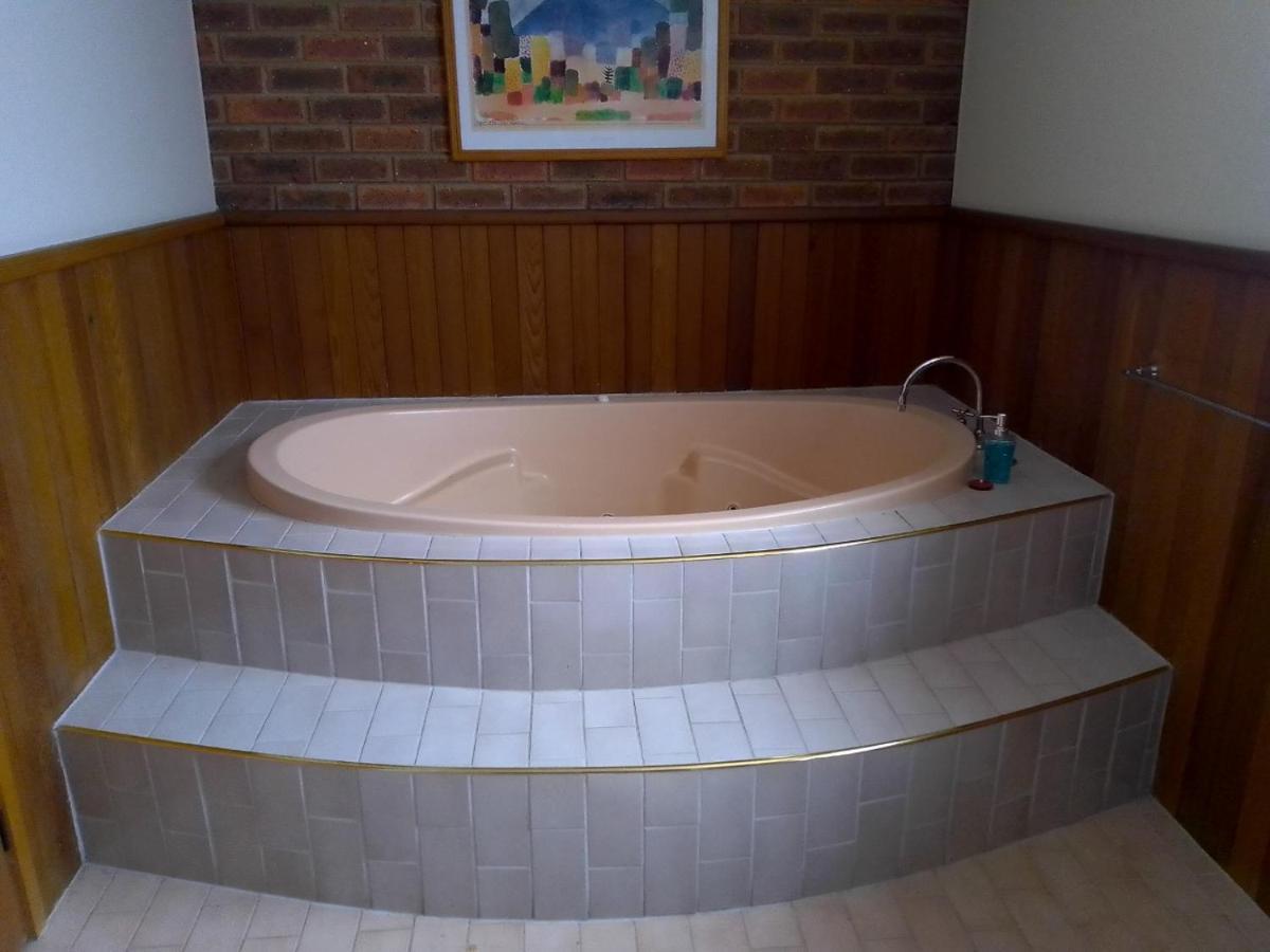 Kerang Motel Екстер'єр фото